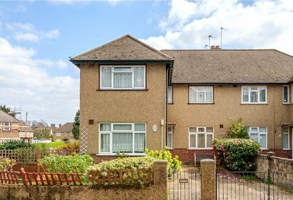 for sale elm park london 69797 - Gibbs Gillespie