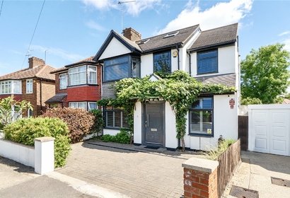 for sale oakwood crescent london 69987 - Gibbs Gillespie