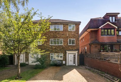 for sale the avenue london 72636 - Gibbs Gillespie