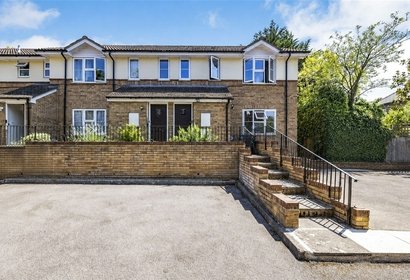 to let wychwood way london 72902 - Gibbs Gillespie
