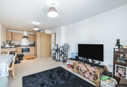 to let fairfield road london 73028 - Gibbs Gillespie