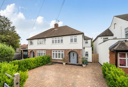 for sale sherwoods road london 73710 - Gibbs Gillespie