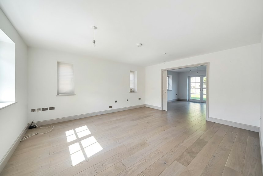 for sale lambourne place london 111 - Gibbs Gillespie