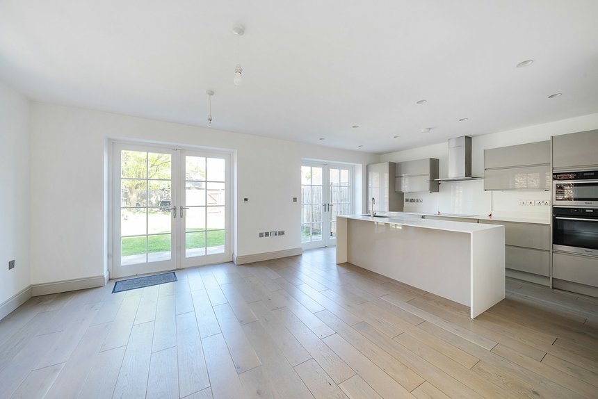 for sale lambourne place london 111 - Gibbs Gillespie
