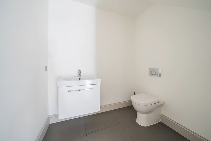 for sale lambourne place london 111 - Gibbs Gillespie