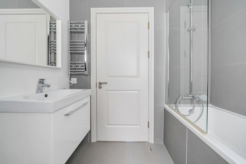 for sale lambourne place london 111 - Gibbs Gillespie