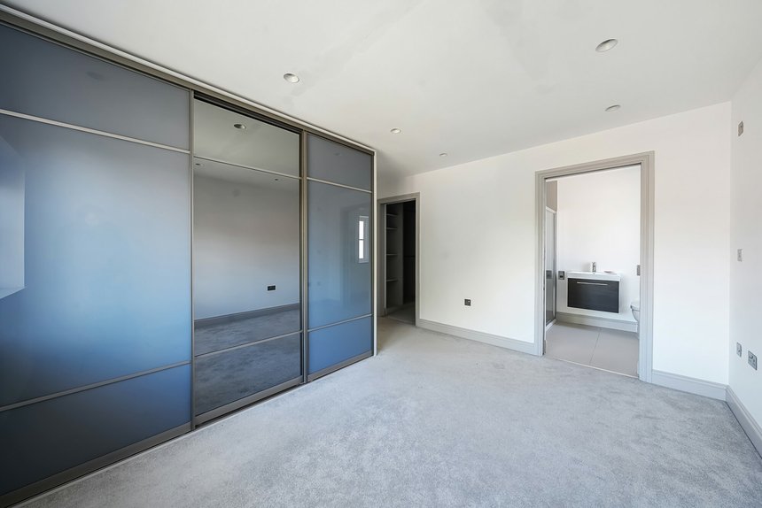 for sale lambourne place london 111 - Gibbs Gillespie