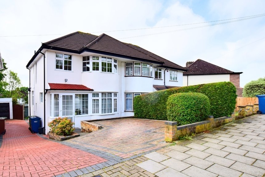 to let vernon drive london 11206 - Gibbs Gillespie