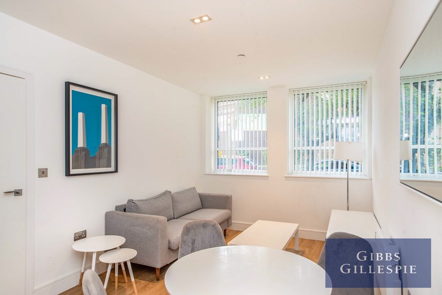 let agreed 13 london 12511 - Gibbs Gillespie