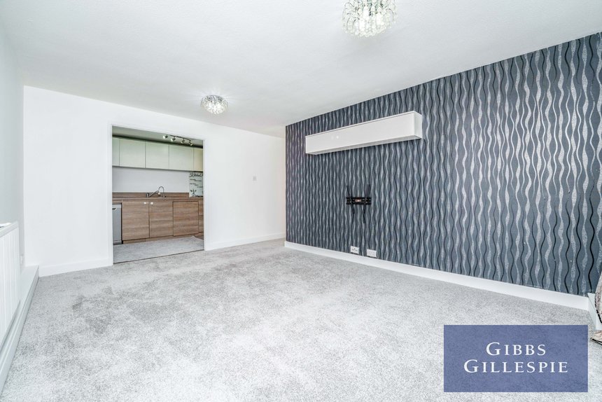 let agreed 38 london 13244 - Gibbs Gillespie