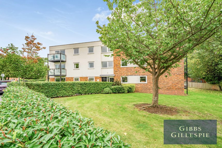 let agreed 38 london 13244 - Gibbs Gillespie