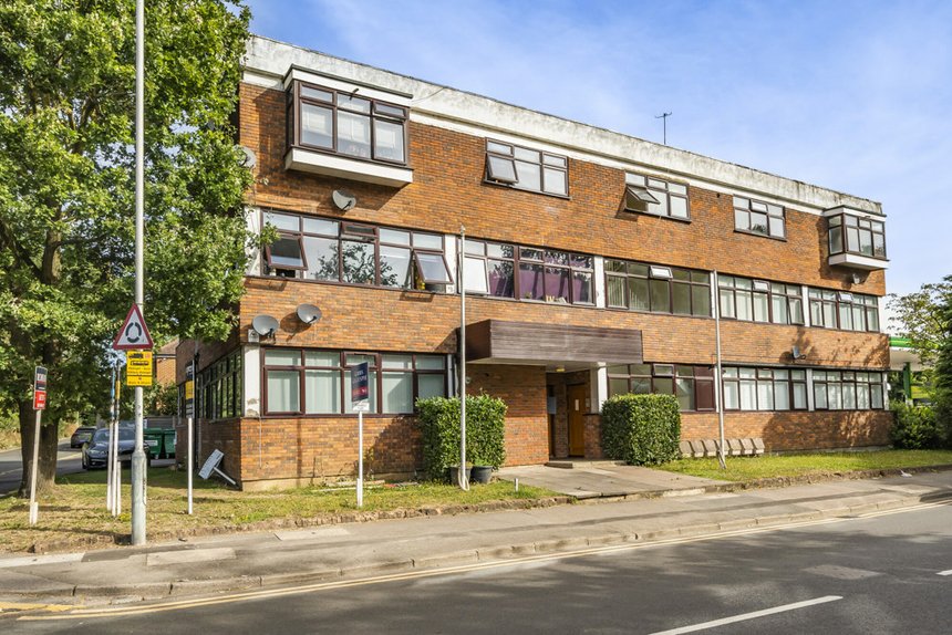 for sale breakspear road london 13310 - Gibbs Gillespie