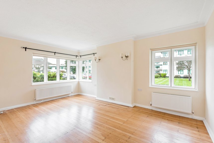 for sale elm park court london 13482 - Gibbs Gillespie