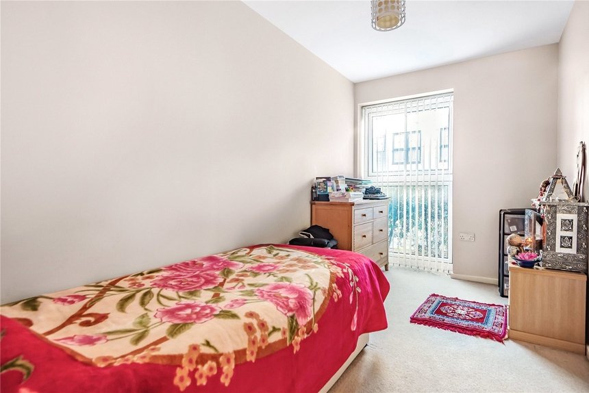 for sale hitchin lane london 13744 - Gibbs Gillespie