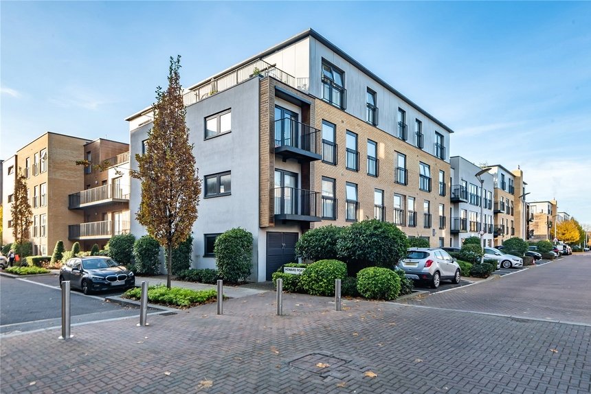 for sale hitchin lane london 13744 - Gibbs Gillespie