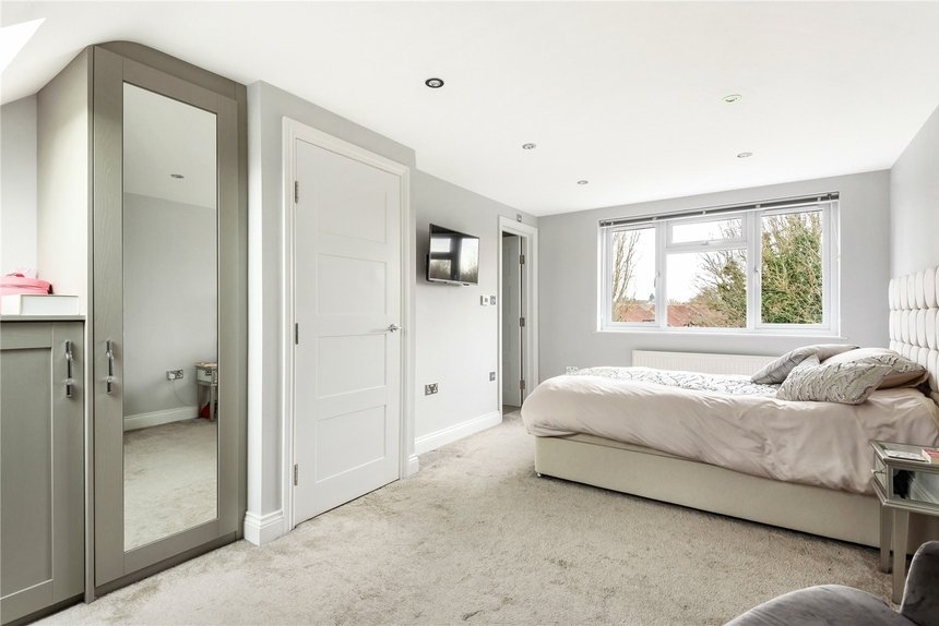 4 bedroom House for sale in Elmbridge Drive, Ruislip, Middlesex, HA4