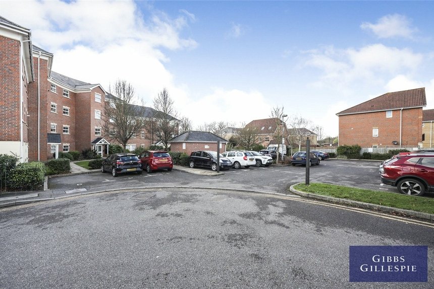 for sale morton close london 14699 - Gibbs Gillespie