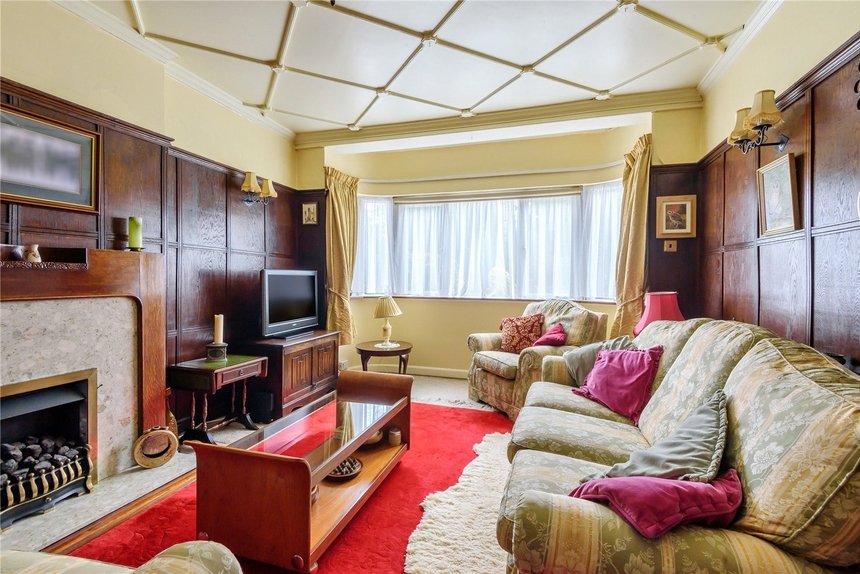 4 bedroom House for sale in Eastcote Road, Ruislip, Middlesex, HA4