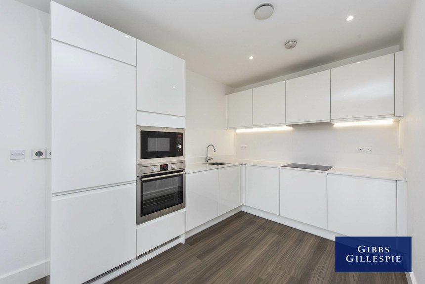 available flat 4 london 14841 - Gibbs Gillespie