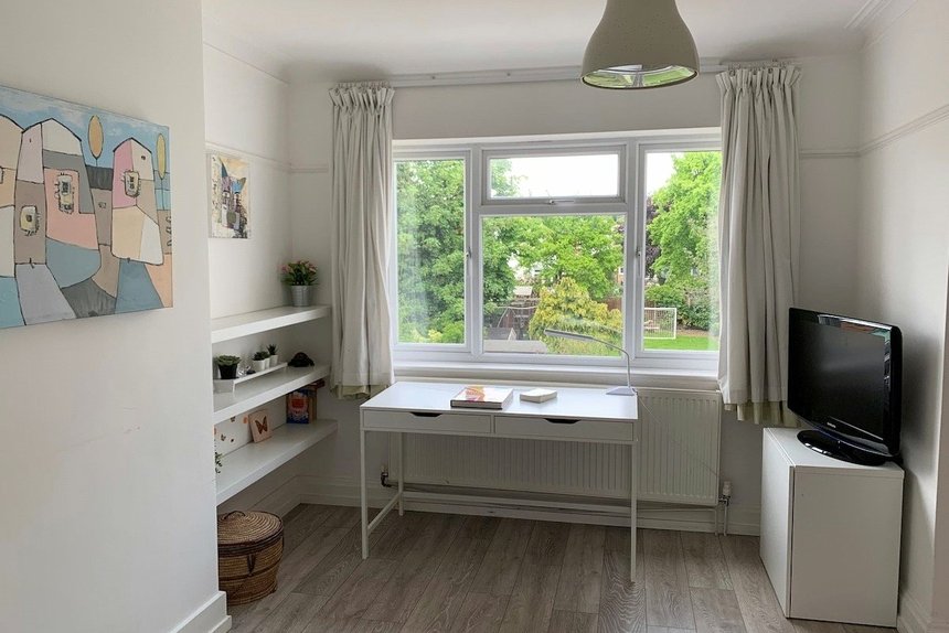 under offer kent gardens london 14978 - Gibbs Gillespie