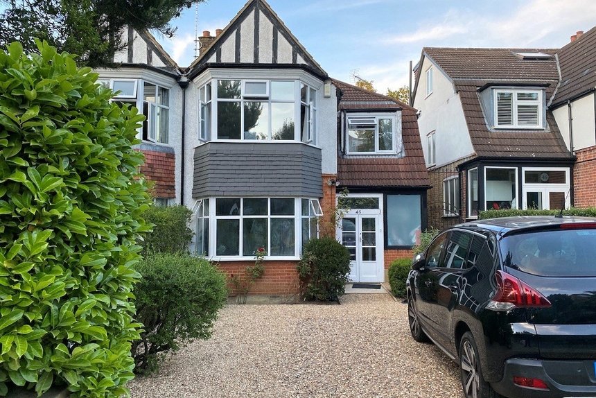 under offer kent gardens london 14978 - Gibbs Gillespie