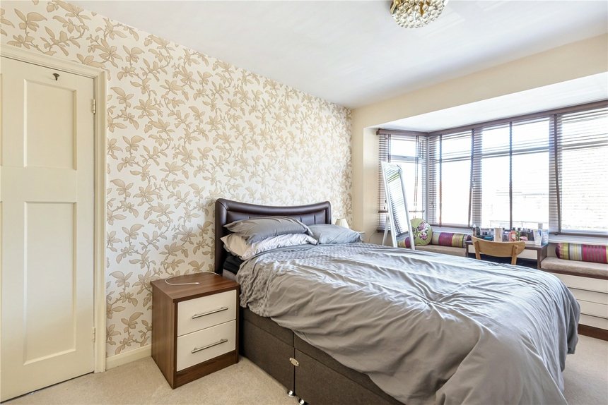 for sale crowshott avenue london 15341 - Gibbs Gillespie