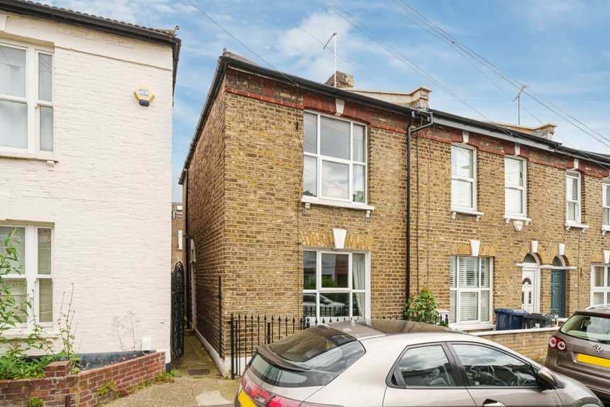 for sale bedford road london 15371 - Gibbs Gillespie