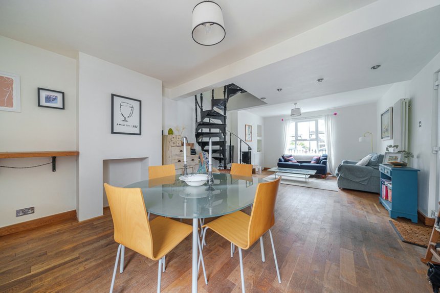 for sale bedford road london 15371 - Gibbs Gillespie