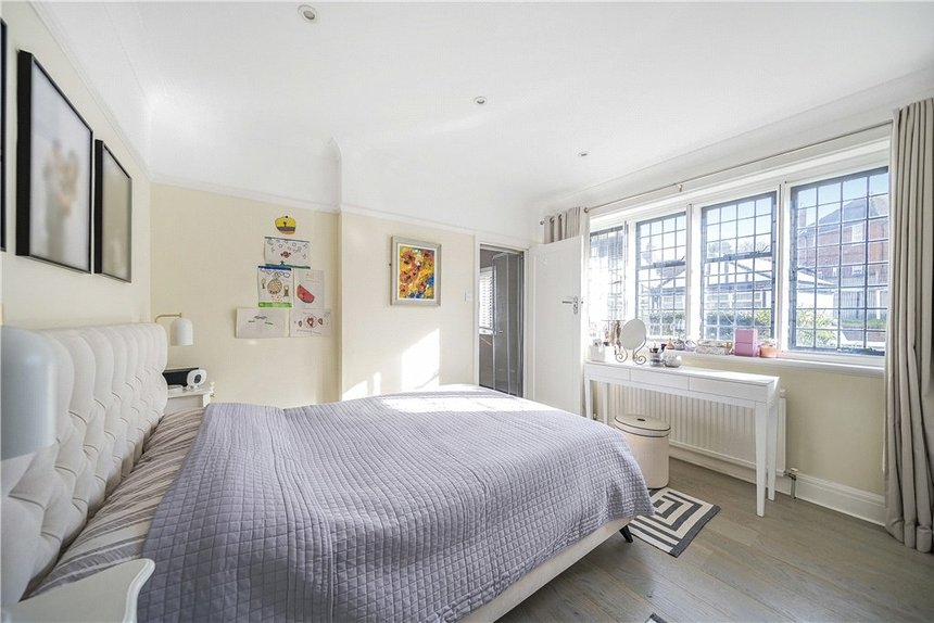 for sale grange court london 15460 - Gibbs Gillespie