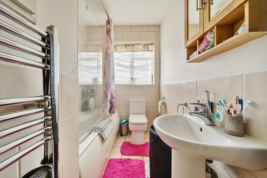for sale nugents court london 15479 - Gibbs Gillespie