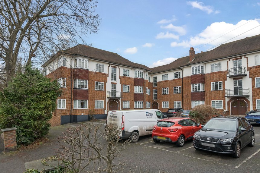 for sale nugents court london 15479 - Gibbs Gillespie