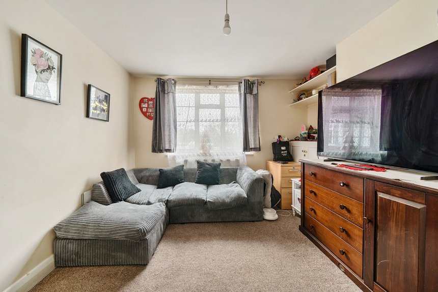 for sale nugents court london 15479 - Gibbs Gillespie