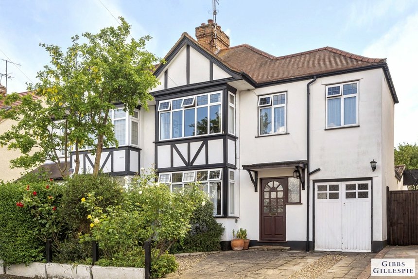 sold moat drive london 15549 - Gibbs Gillespie