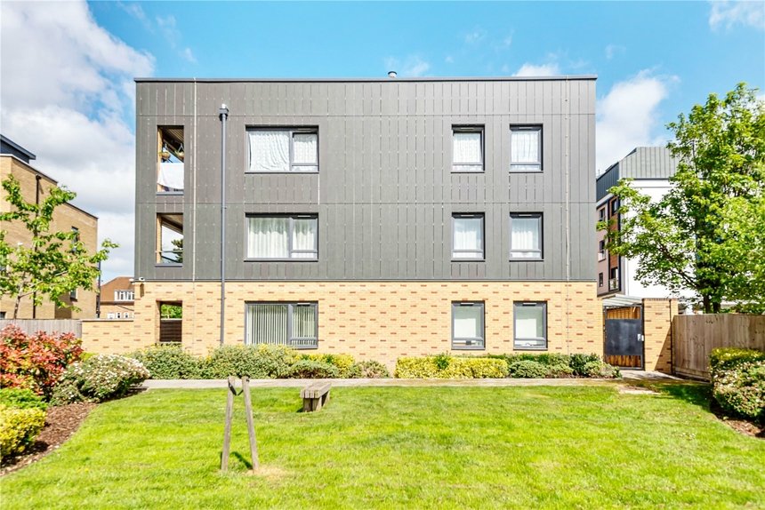 under offer london road london 15625 - Gibbs Gillespie