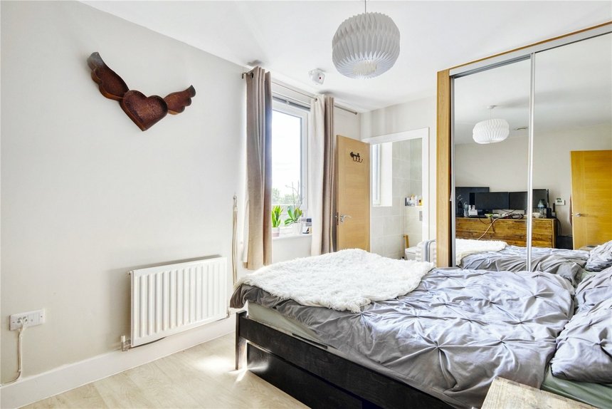 under offer london road london 15625 - Gibbs Gillespie