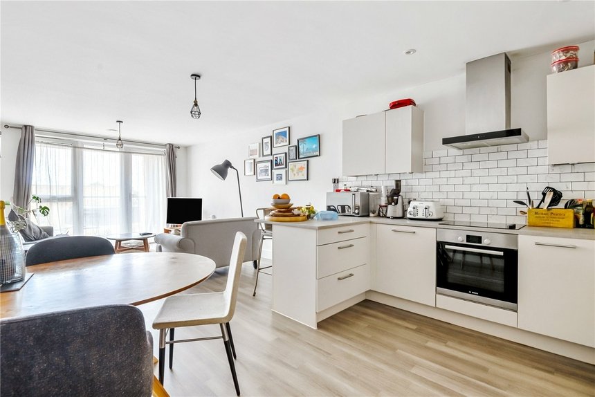 under offer london road london 15625 - Gibbs Gillespie