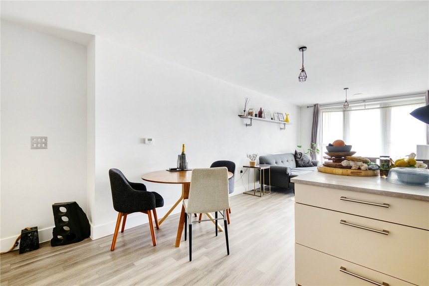 under offer london road london 15625 - Gibbs Gillespie