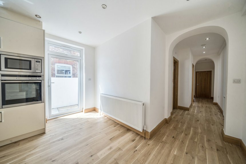 under offer little ealing lane london 15711 - Gibbs Gillespie