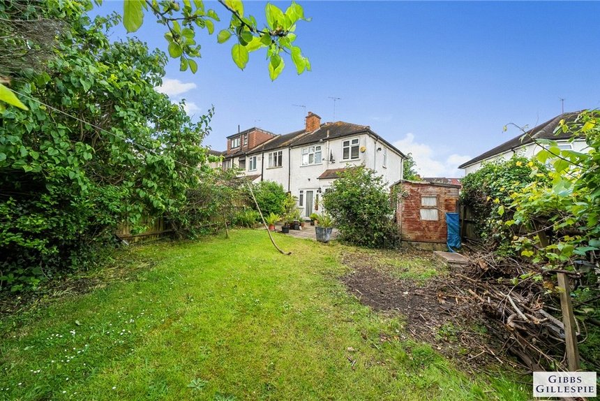 for sale sandringham crescent london 15726 - Gibbs Gillespie