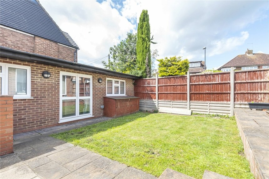 for sale whitegate gardens london 15787 - Gibbs Gillespie