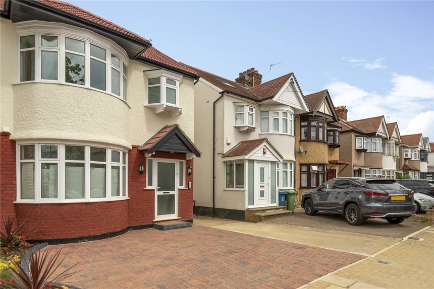 for sale formby avenue london 15854 - Gibbs Gillespie