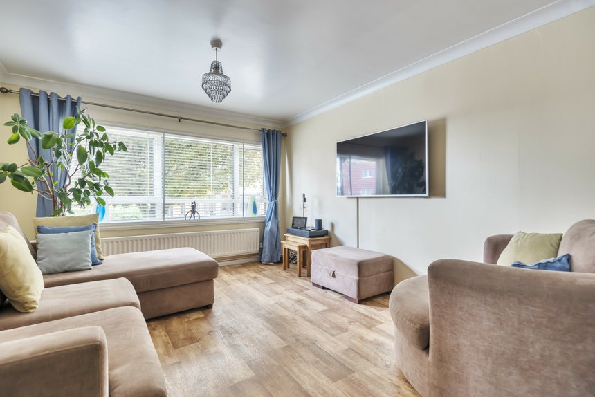 for sale solomons hill london 15861 - Gibbs Gillespie