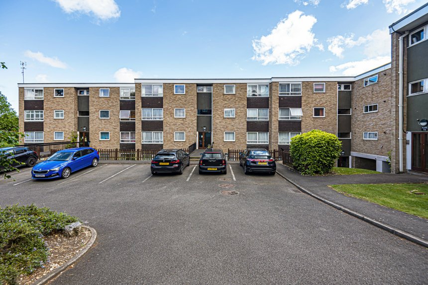 for sale solomons hill london 15861 - Gibbs Gillespie