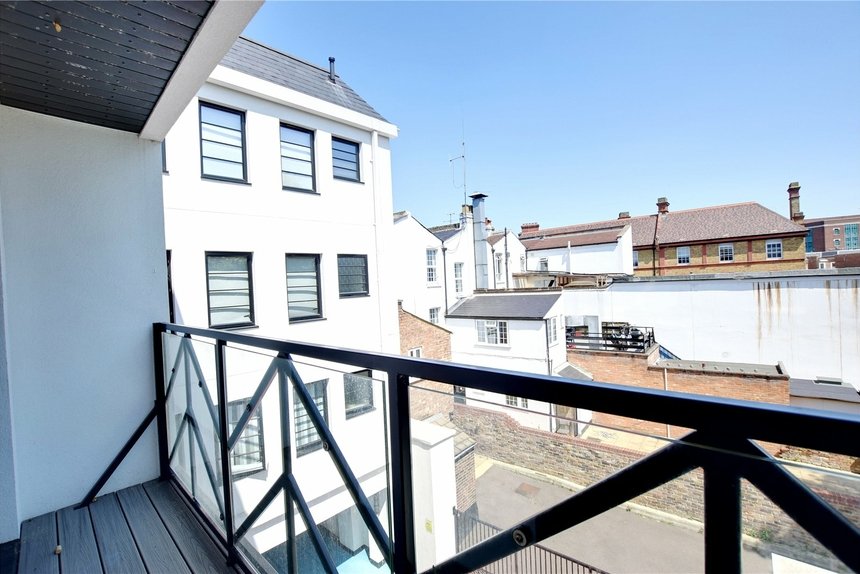 for sale granville road london 15914 - Gibbs Gillespie