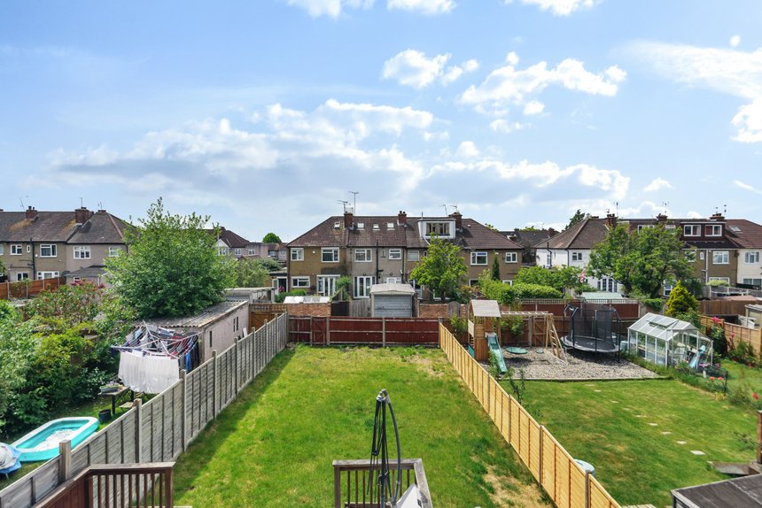 under offer dulverton road london 16024 - Gibbs Gillespie