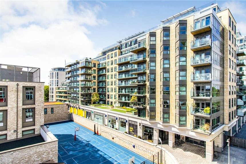 under offer trafalgar house london 16128 - Gibbs Gillespie