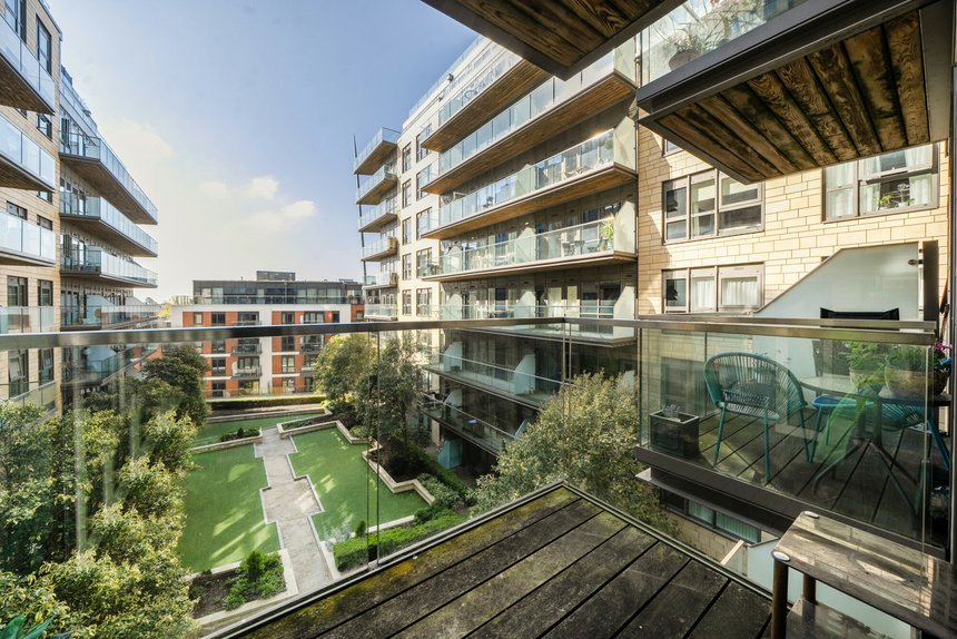 for sale trafalgar house london 16128 - Gibbs Gillespie