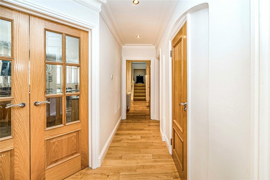 for sale fulmer lane london 16312 - Gibbs Gillespie