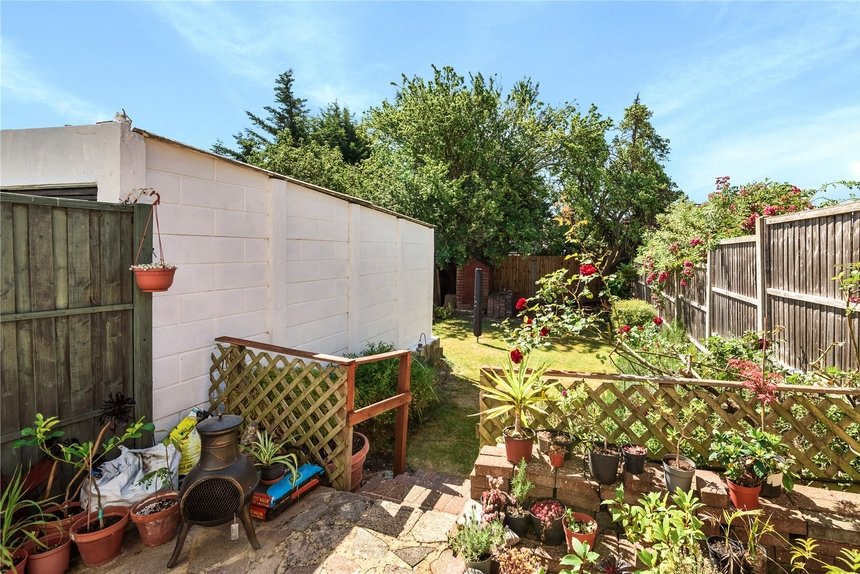 for sale curzon avenue london 16383 - Gibbs Gillespie