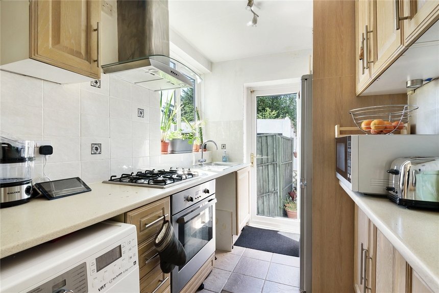 for sale curzon avenue london 16383 - Gibbs Gillespie